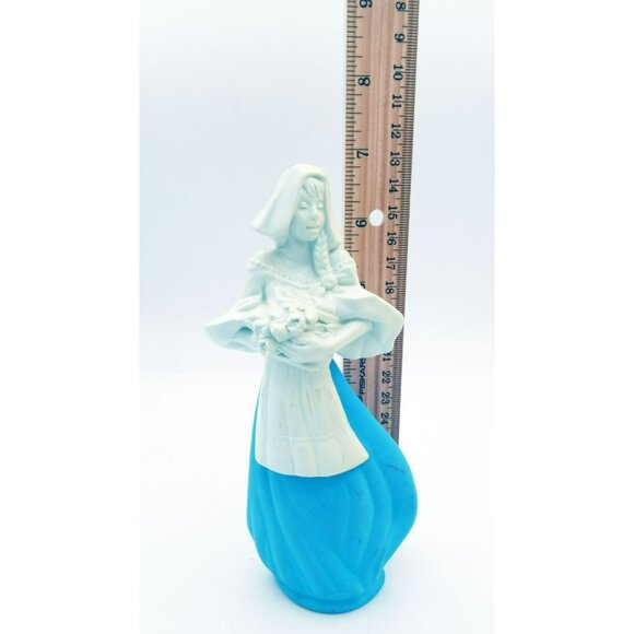Avon Dutch Woman Figurine Holding Flowers Somewhere Cologne Bottle Vintage 7 In - Picture 2 of 14